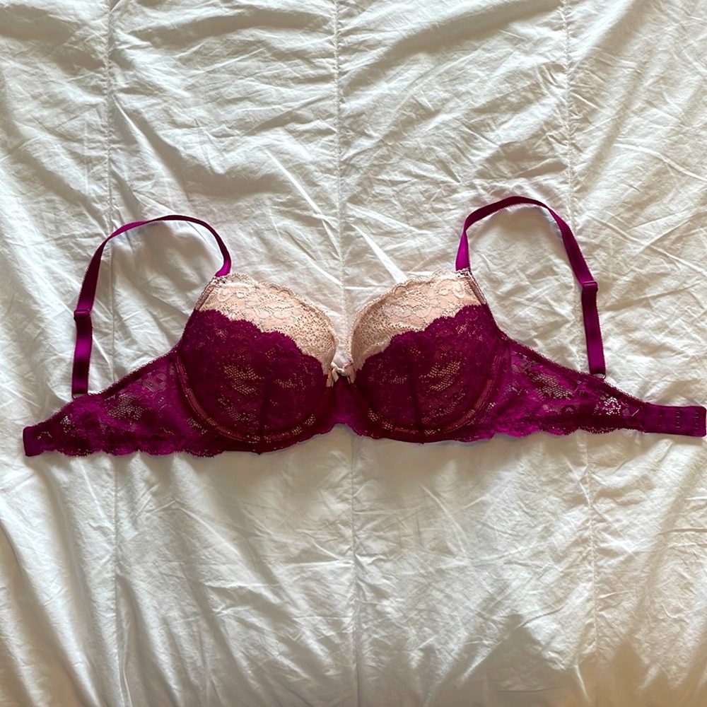 VS Dream Angles Lined Demi Bra 32DD